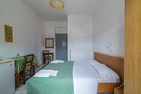 Irini Hotel Kamilari Buitenkant foto